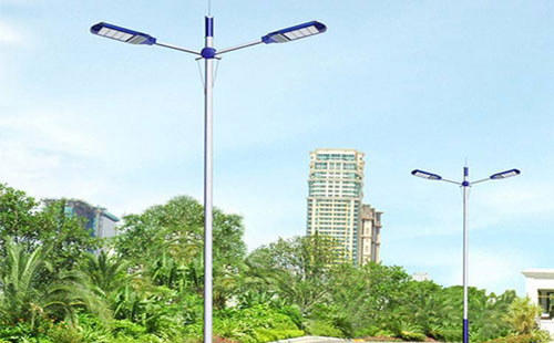 新城街道太阳能路灯地脚螺栓规格：防止倾倒的关键